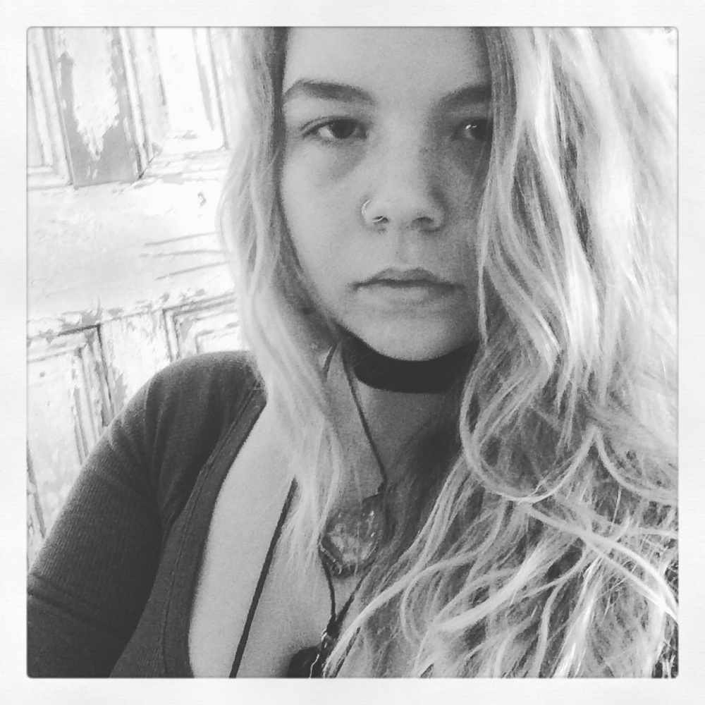 Meet your Posher, Lillith